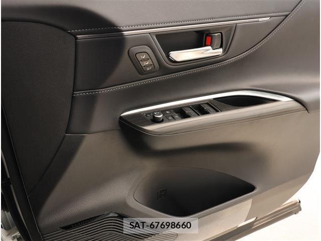 Toyota HARRIER 2022-11 8361048-4
