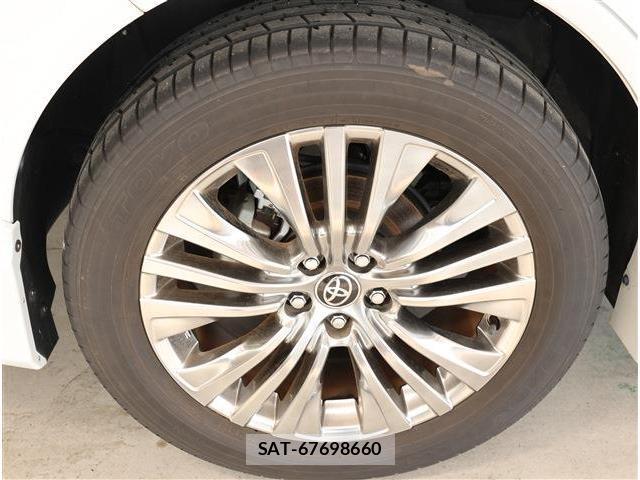 Toyota HARRIER 2022-11 8361048-6