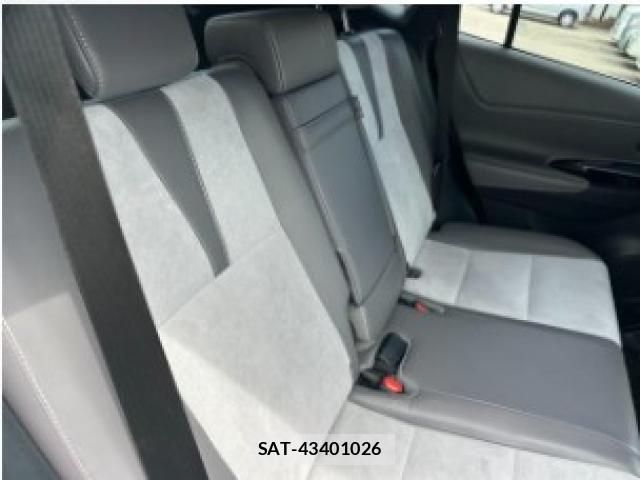 Toyota HARRIER 2017-03 8361908-17