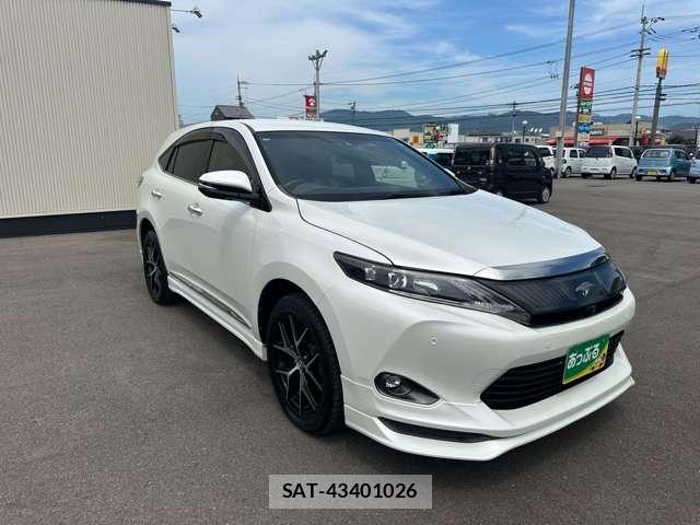 Toyota HARRIER 2017-03 8361908-4
