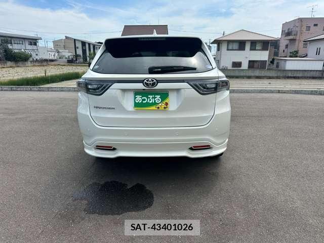 Toyota HARRIER 2017-03 8361908-7