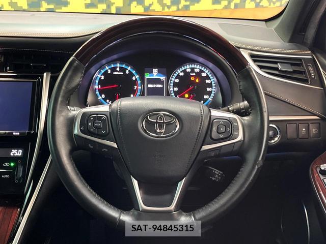 Toyota HARRIER 2017-06 8361926-10