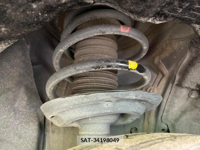 Toyota HARRIER 2020-07 8363811-17