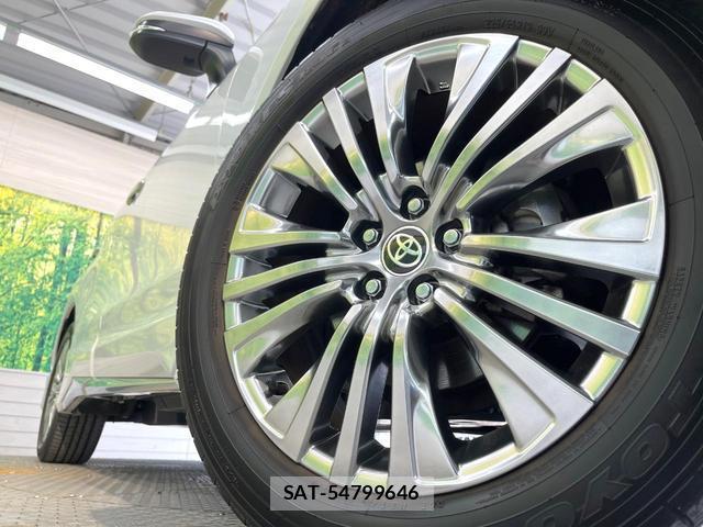 Toyota HARRIER 2023-07 8363812-12
