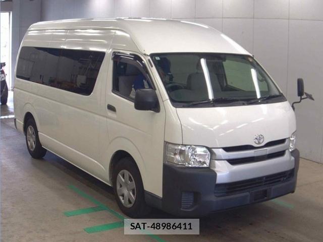 Toyota HIACE COMMUTER 2018-07 8361623-0