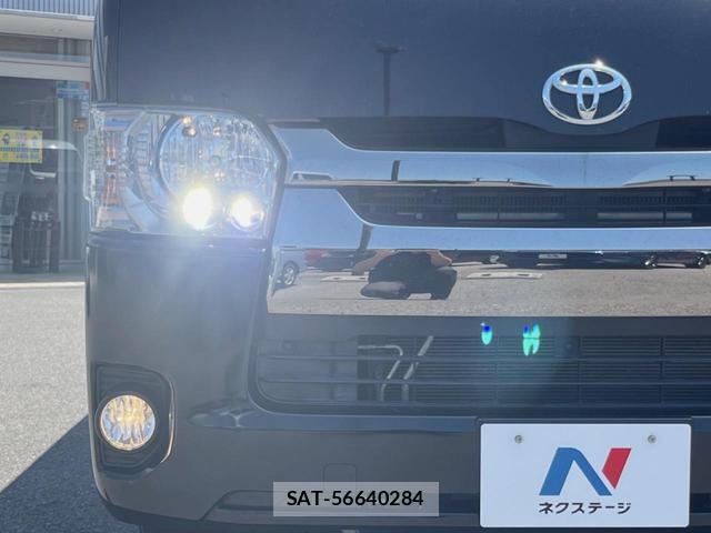 Toyota HIACE VAN 2017-08 8360598-12