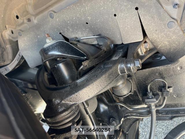 Toyota HIACE VAN 2017-08 8360598-19
