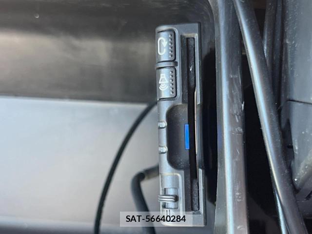 Toyota HIACE VAN 2017-08 8360598-3