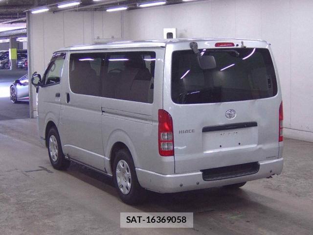 Toyota HIACE VAN 2020-04 8360767-1