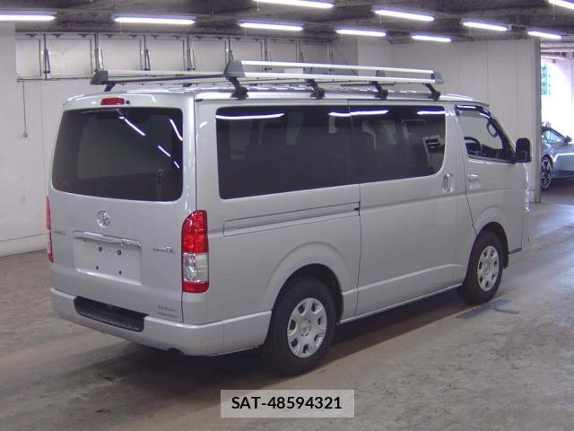 Toyota HIACE VAN 2020-06 8360769-4