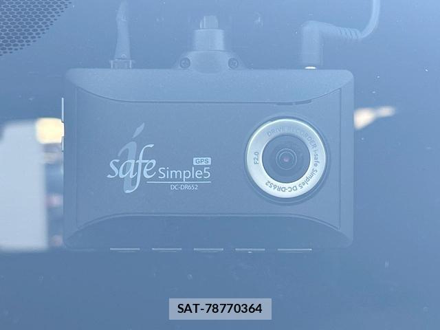 Toyota HIACE VAN 2022-03 8361019-5