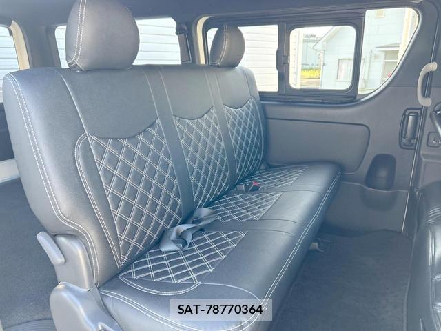 Toyota HIACE VAN 2022-03 8361019-9