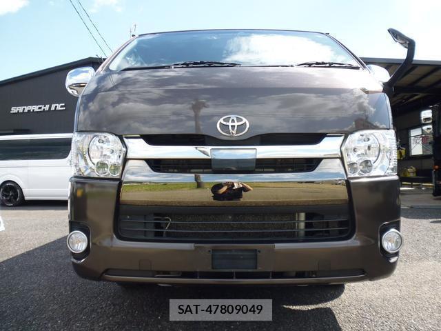 Toyota HIACE VAN 2018-11 8361084-2