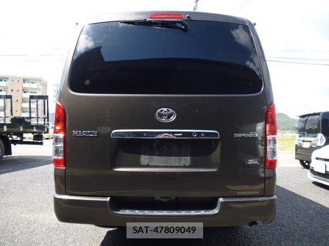 Toyota HIACE VAN 2018-11 8361084-3