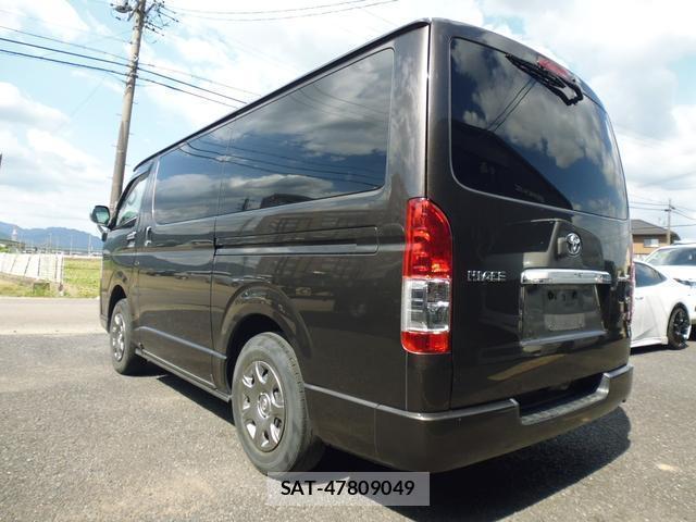 Toyota HIACE VAN 2018-11 8361084-8