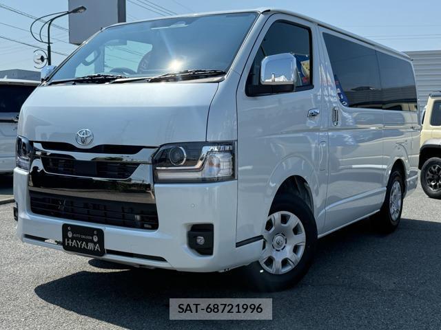 Toyota HIACE VAN 2026-08 8361441-0