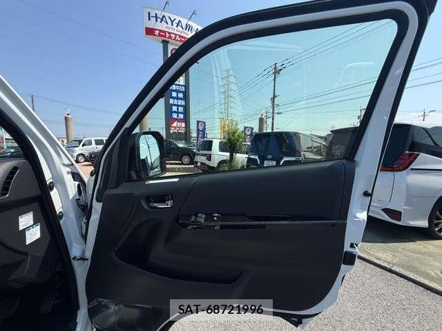 Toyota HIACE VAN 2026-08 8361441-15
