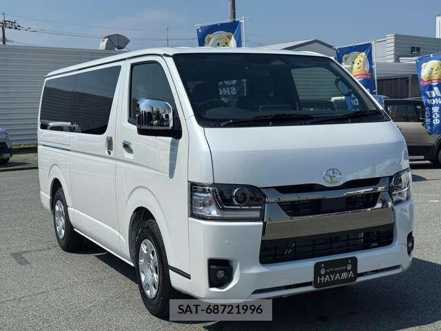 Toyota HIACE VAN 2026-08 8361441-4