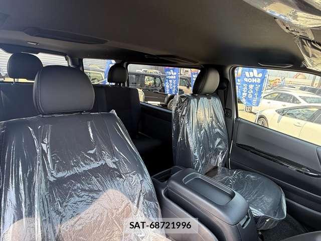 Toyota HIACE VAN 2026-08 8361441-6
