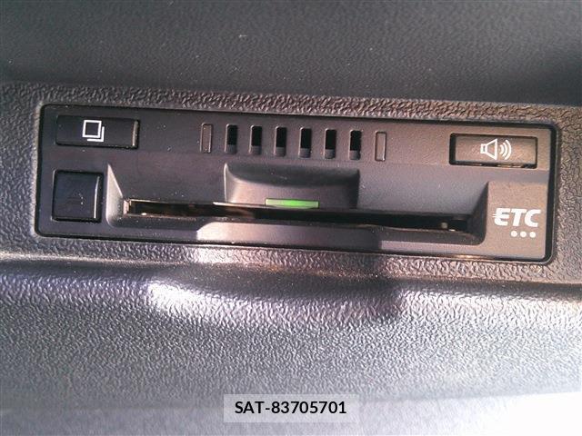 Toyota HIACE VAN 2021-05 8361449-16