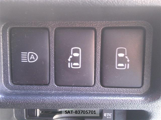 Toyota HIACE VAN 2021-05 8361449-9