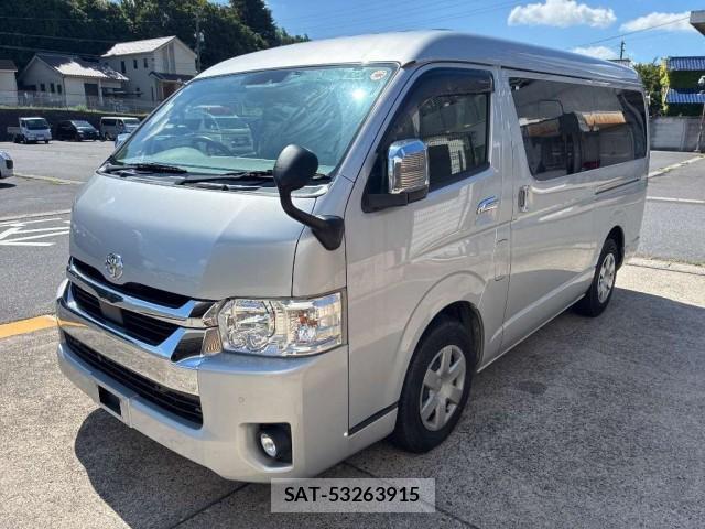 Toyota HIACE VAN 2021-08 8361629-0