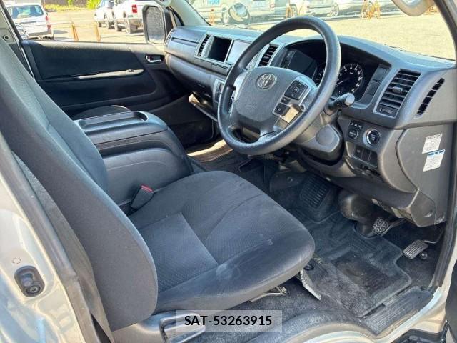 Toyota HIACE VAN 2021-08 8361629-3