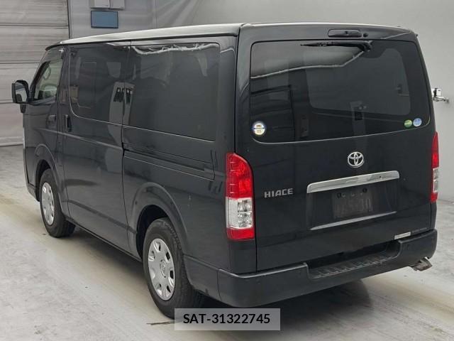 Toyota HIACE VAN 2020-12 8361631-1