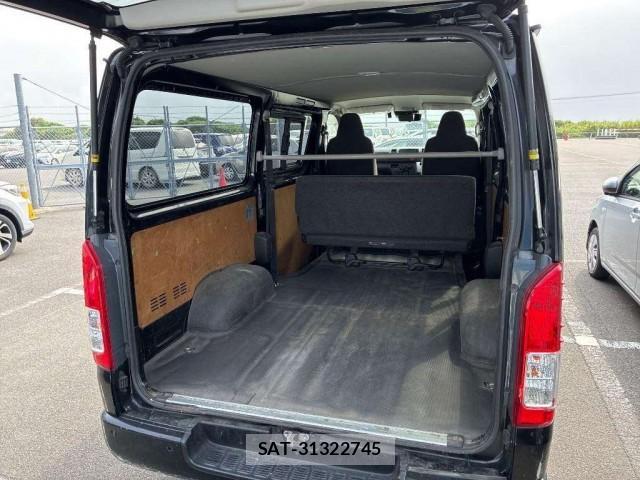Toyota HIACE VAN 2020-12 8361631-2
