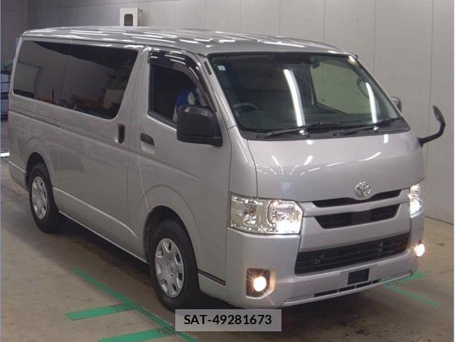 Toyota HIACE VAN 2021-08 8361633-0