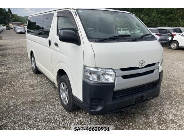 Toyota HIACE VAN 2017-07 8361640-0