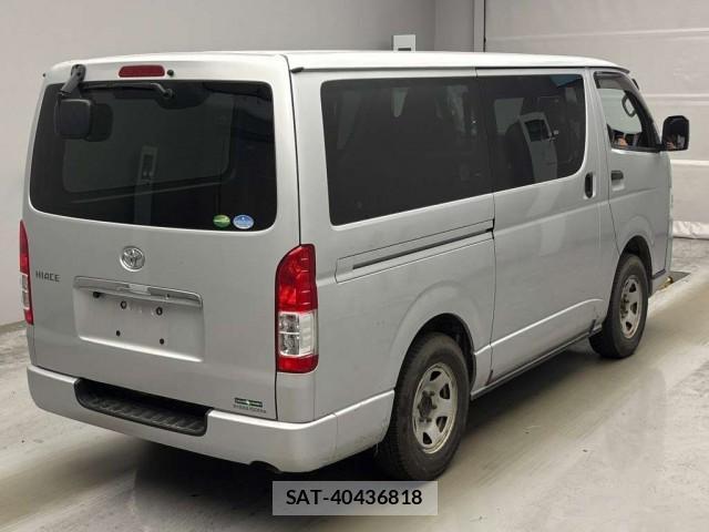 Toyota HIACE VAN 2020-06 8361642-1