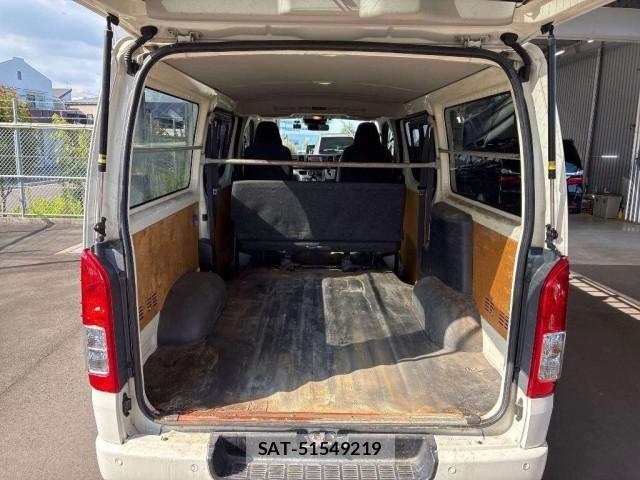 Toyota HIACE VAN 2021-11 8361644-2