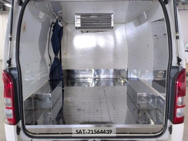 Toyota HIACE VAN 2016-12 8361647-2