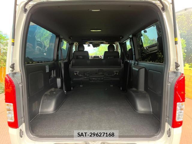 Toyota HIACE VAN 2024-07 8361742-10
