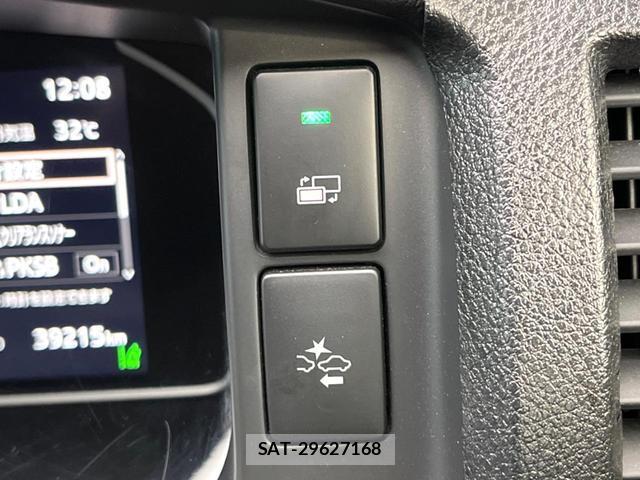 Toyota HIACE VAN 2024-07 8361742-4