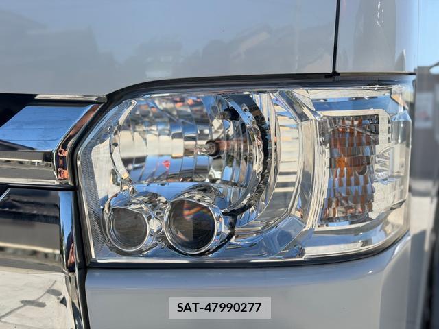 Toyota HIACE VAN 2014-02 8361906-12