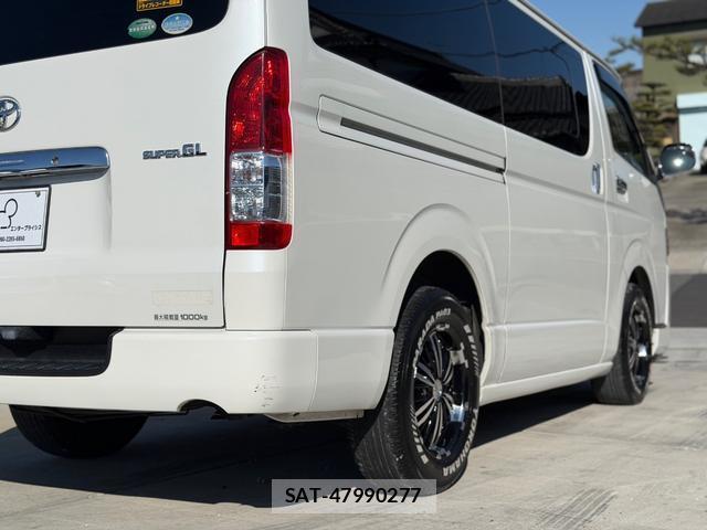 Toyota HIACE VAN 2014-02 8361906-17