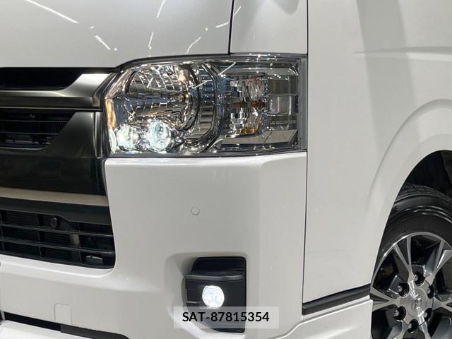 Toyota HIACE VAN 2025-05 8361976-11