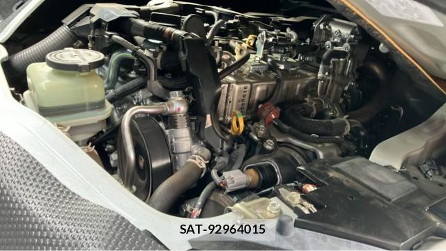 Toyota HIACE VAN 2025-07 8362199-7