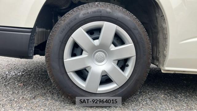 Toyota HIACE VAN 2025-07 8362199-8