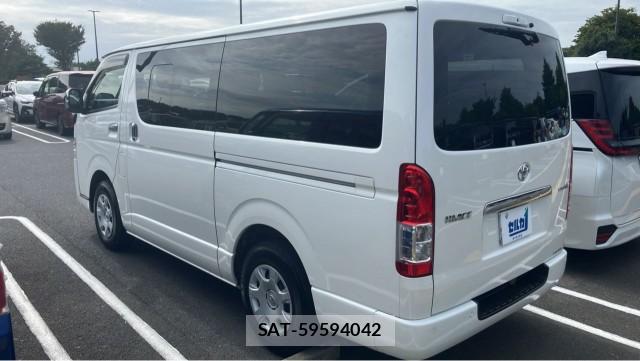Toyota HIACE VAN 2020-09 8362214-13