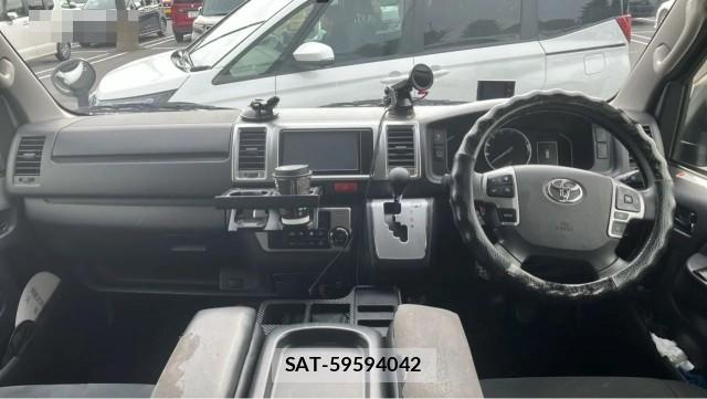 Toyota HIACE VAN 2020-09 8362214-2