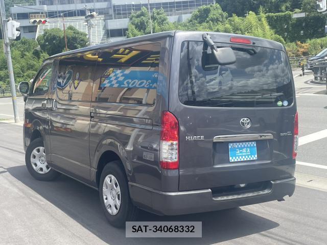 Toyota HIACE VAN 2018-04 8362522-5