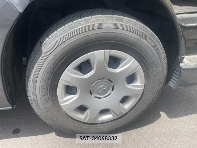 Toyota HIACE VAN 2018-04 8362522-8