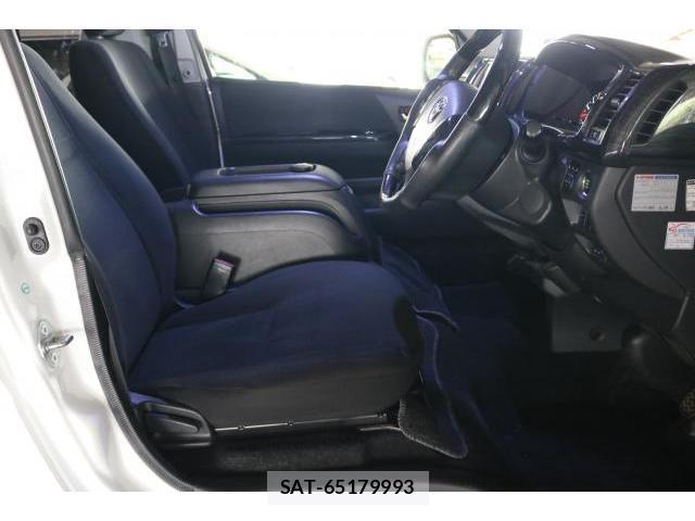 Toyota HIACE VAN 2014-09 8362619-2