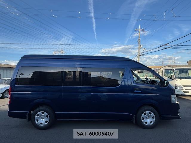 Toyota HIACE VAN 2013-11 8362680-9