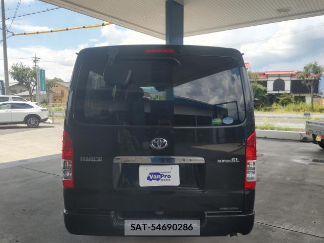 Toyota HIACE VAN 2018-02 8362699-1