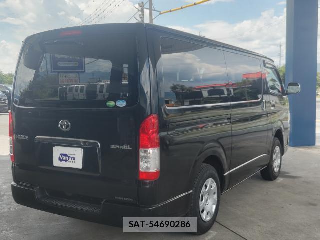Toyota HIACE VAN 2018-02 8362699-12