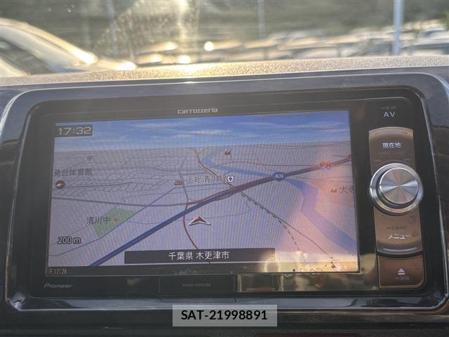 Toyota HIACE VAN 2018-04 8362905-2